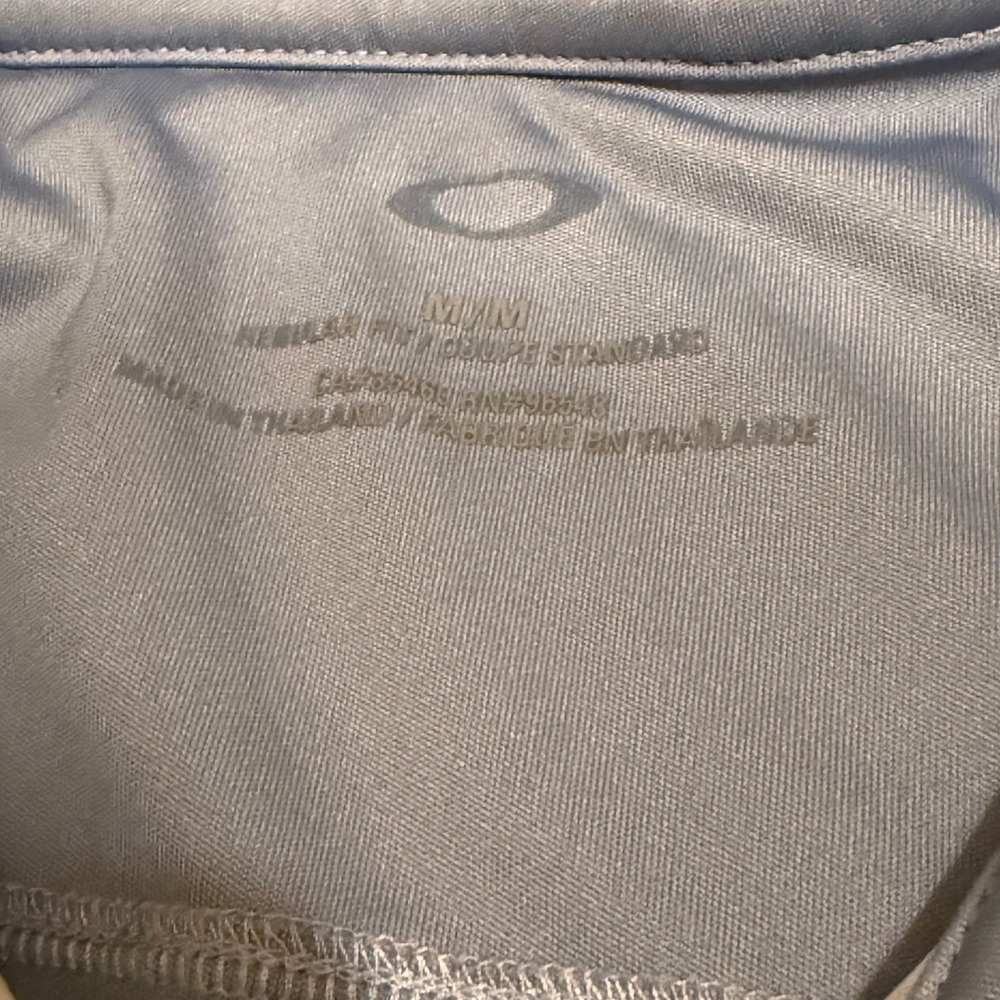 Oakley Mens Golf Polo Shirt Sz M Striped Short Sleeve Performance Gray Blue‎ - Picture 3 of 6